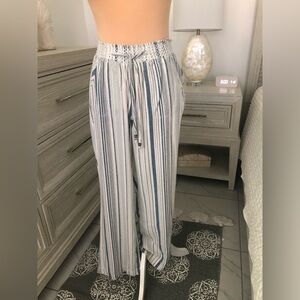 Chic Striped Wide Leg Pants in Blue and White